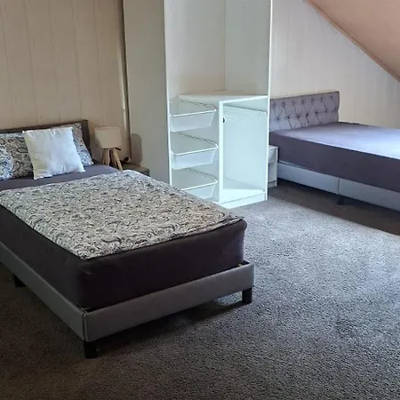 Apartment Grosses 2,5-zimmer-apartment Mit 5 Betten